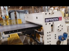 Ножницы летая тяжелого раскручивателя катушки датчика стального обрабатывают изделие на определенную длину линия 3-10 x 1600